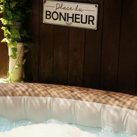 La Du Bonheur Apartment Saint-Simon (Cantal)